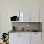 Apartment With Free Garage Parking