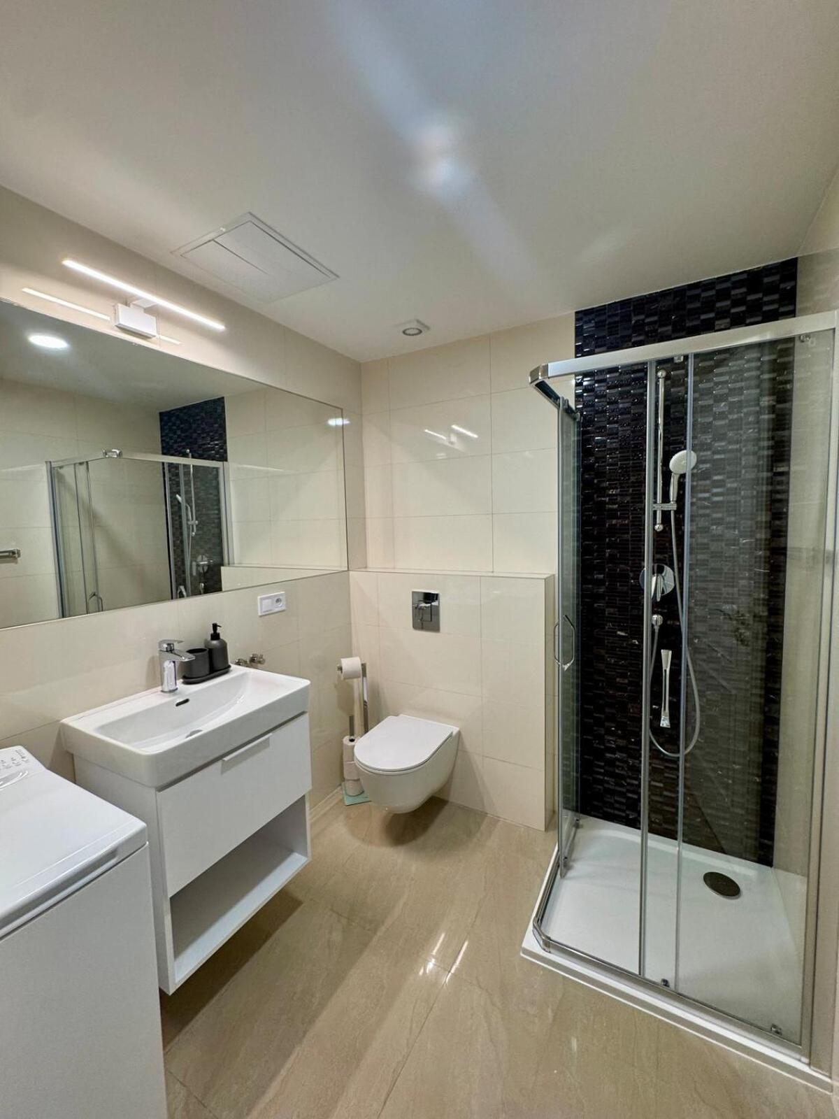 Apartment With Free Garage Parking Prague